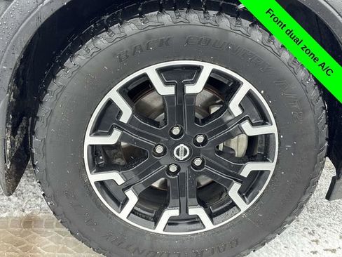 Used 2019 Nissan Pathfinder SL image 39