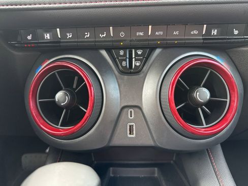 Used 2025 Chevrolet Blazer RS image 20