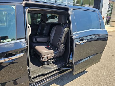 Used 2019 Honda Odyssey Elite image 16
