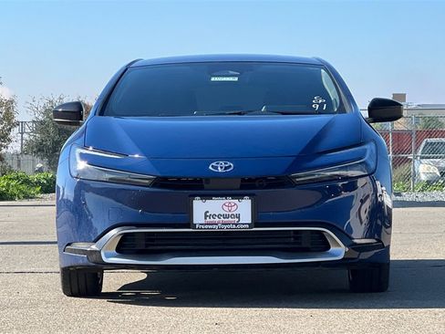 New 2026 Toyota Prius XSE Premium image 9