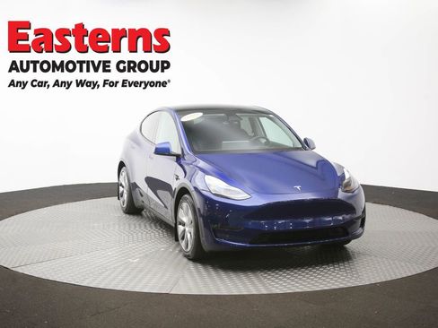 Used 2021 Tesla Model Y Long Range AWD/4WD image 45