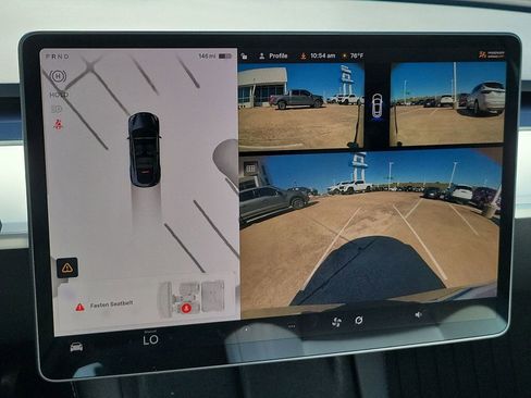 Used 2025 Tesla Model Y Long Range image 15