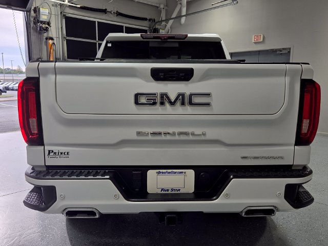 Used 2022 GMC Sierra 1500 Denali Ultimate AWD/4WD image 8