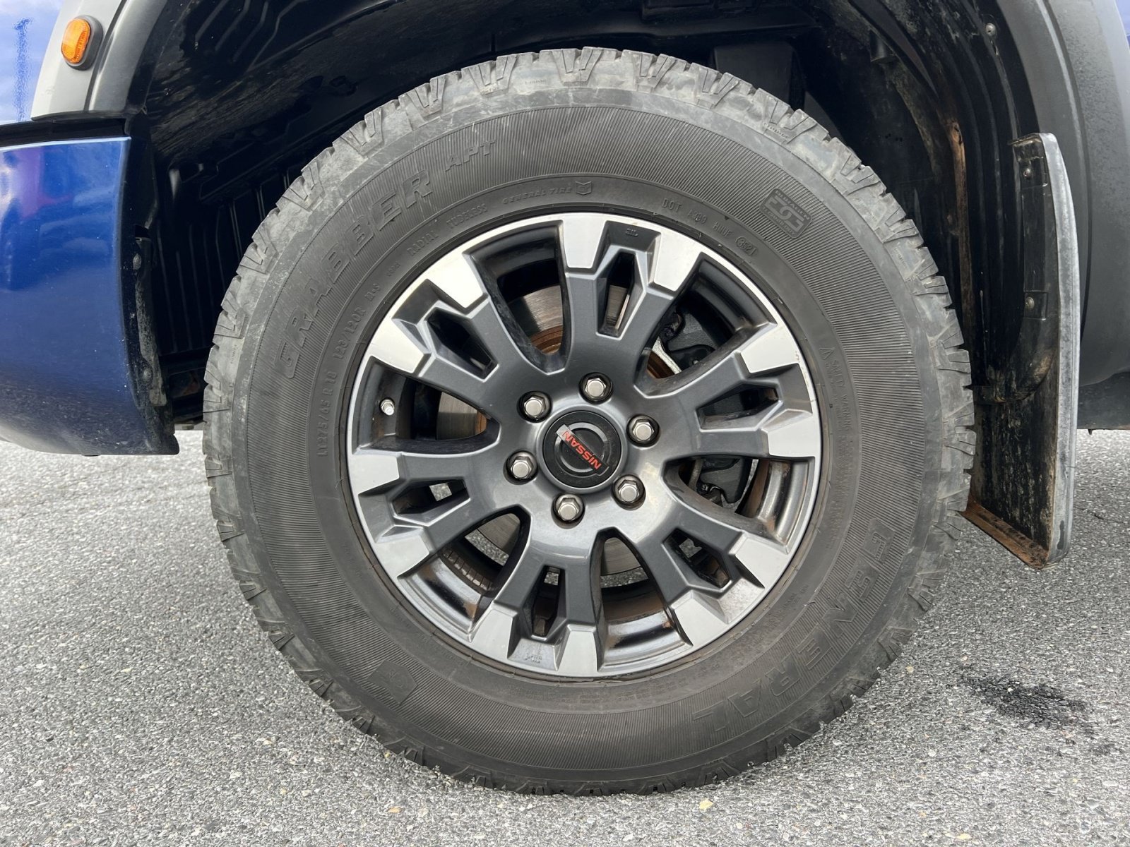 Used 2022 Nissan Titan PRO-4X AWD/4WD image 12