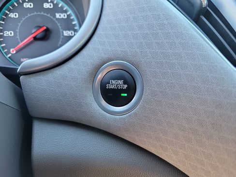 Used 2025 Chevrolet Malibu LT image 15