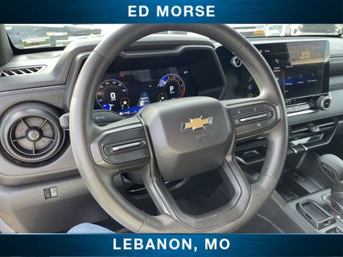 Used 2024 Chevrolet Colorado W/T image 12