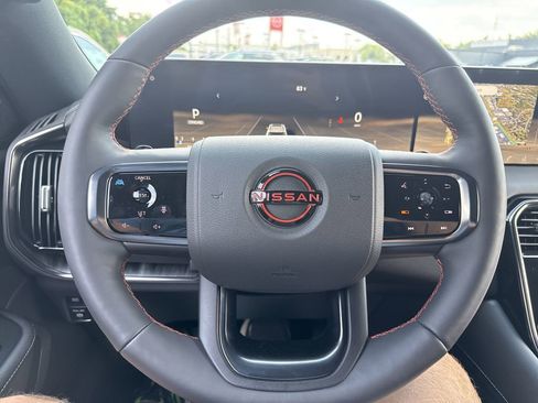 Used 2025 Nissan Armada PRO-4X image 13