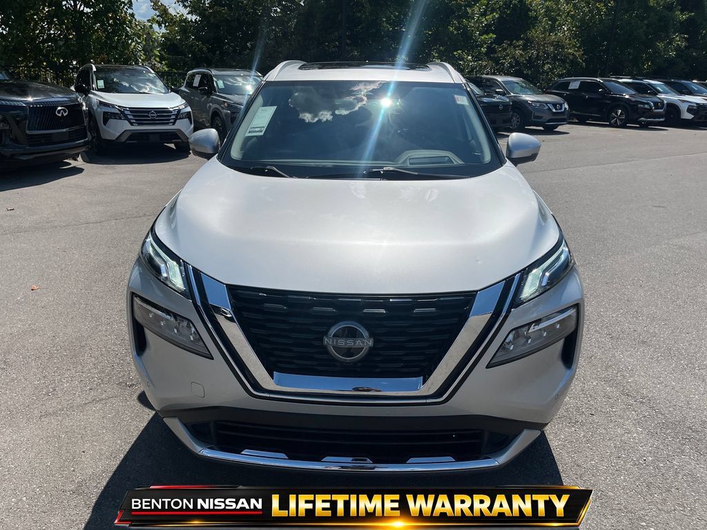 Used 2023 Nissan Rogue Platinum w/ Platinum Premium Package FWD image 11