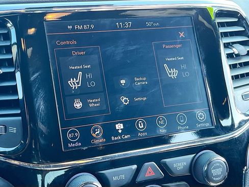 Used 2021 Jeep Grand Cherokee Laredo X image 19