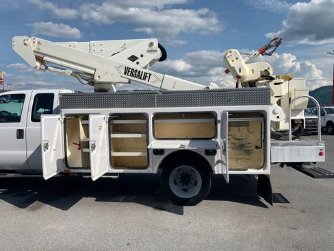 Used 2016 Ford F550 4x4 SuperCab Super Duty image 30
