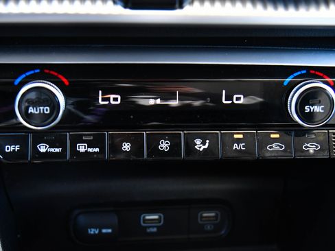 Used 2023 Kia K5 LXS image 19