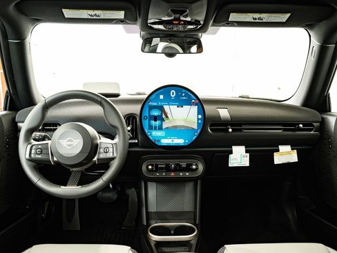 New 2026 MINI Cooper 2-Door Hardtop FWD image 4