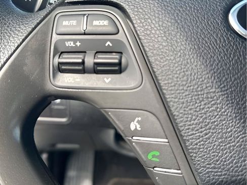 Used 2018 Kia Forte LX FWD image 23