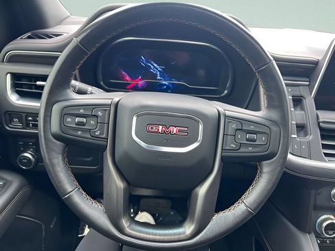 Used 2022 GMC Yukon AT4 AWD/4WD image 14