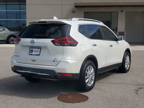Used 2020 Nissan Rogue SV FWD image 8