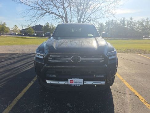 Used 2025 Toyota 4Runner Limited image 2