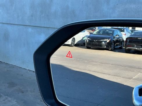 Used 2025 Hyundai Palisade SEL image 21