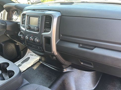 Used 2022 RAM 1500 Warlock AWD/4WD image 33