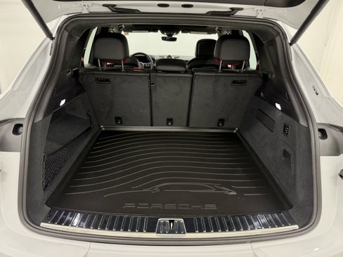 Certified 2025 Porsche Cayenne GTS image 63