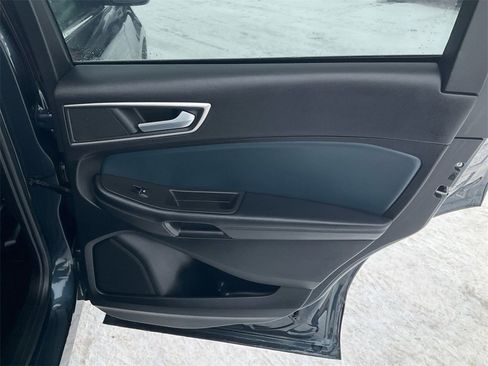 Used 2022 Ford Edge SEL w/ Sport Appearance Package image 19