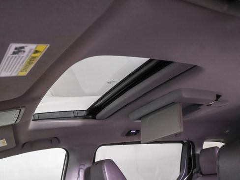 Used 2020 Honda Odyssey Touring image 32