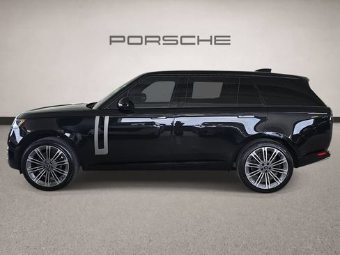 Used 2025 Land Rover Range Rover Long Wheelbase SE AWD/4WD image 2