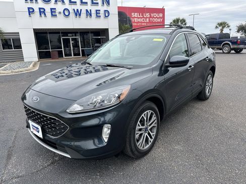 Used 2022 Ford Escape SEL image 2