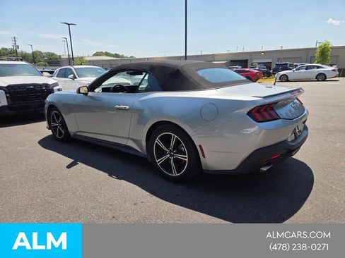Used 2025 Ford Mustang Premium RWD image 7