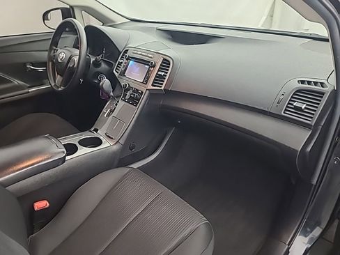 Used 2013 Toyota Venza LE image 12