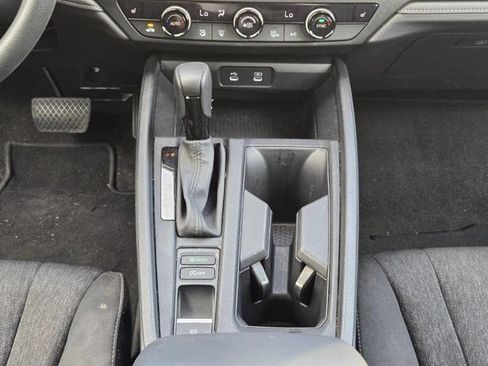 Used 2025 Honda Accord SE image 17