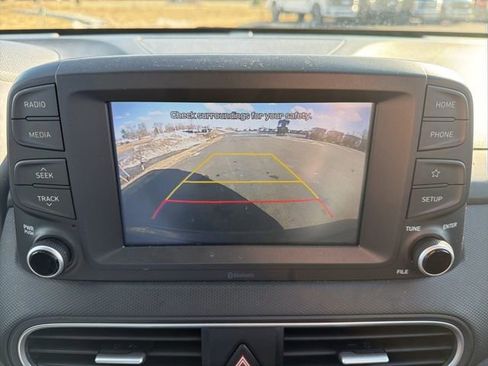 Used 2018 Hyundai Kona SE image 21