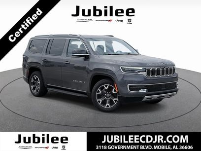 Used 2024 Jeep Wagoneer Series III w/ Rear Seat Video Group 1