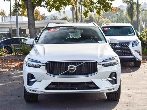 Used 2023 Volvo XC60 B5 Core w/ Climate Package image 2