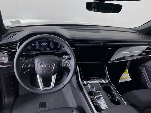 New 2026 Audi Q8 Premium Plus image 25