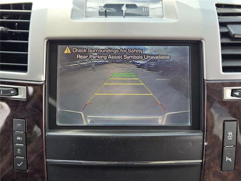 Used 2013 Cadillac Escalade EXT Premium AWD/4WD image 16