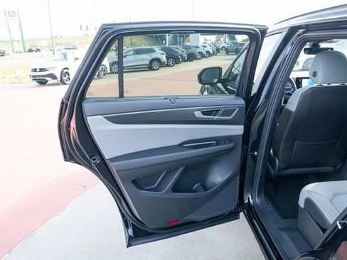 New 2026 Volkswagen Atlas Cross Sport SEL R-Line image 12