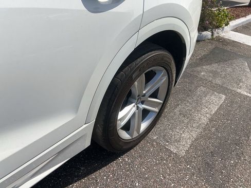 Used 2019 Audi Q8 Premium w/ Convenience Package AWD/4WD image 20