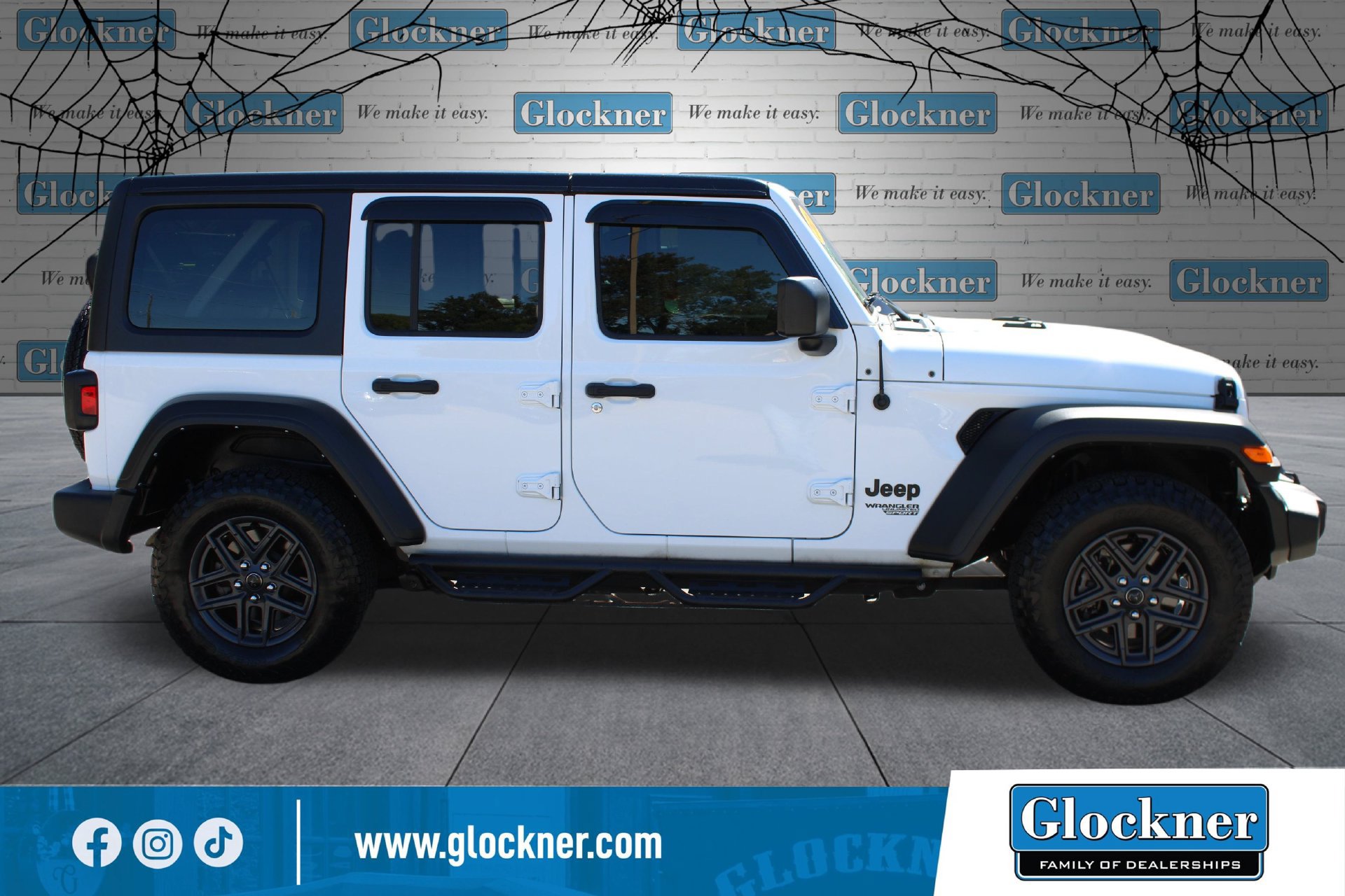 Used 2021 Jeep Wrangler Unlimited Sport AWD/4WD image 4