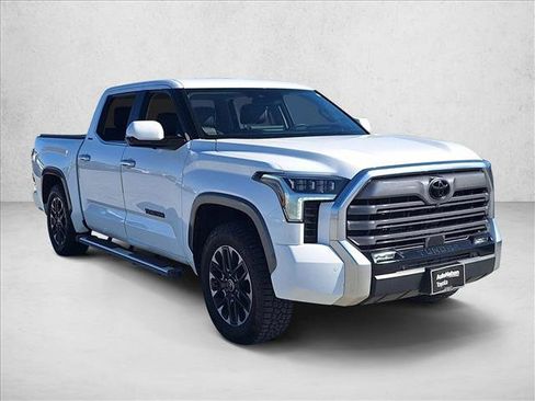 Used 2023 Toyota Tundra Limited image 3