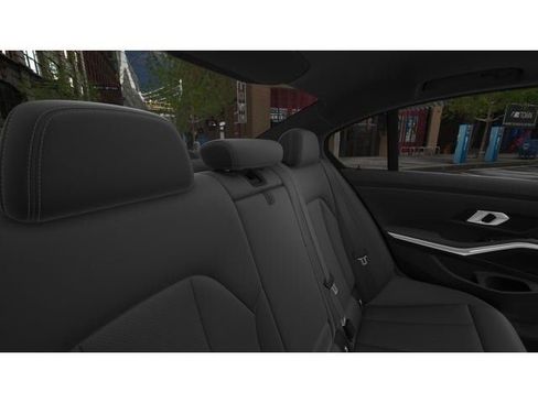 Used 2025 BMW 330i xDrive Sedan w/ Convenience Package image 12