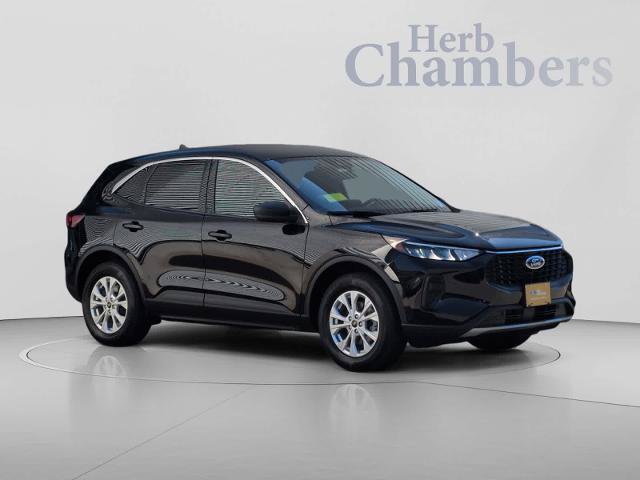 Certified 2024 Ford Escape Active AWD/4WD image 1