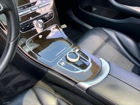 Used 2017 Mercedes-Benz C 300 Sedan image 17