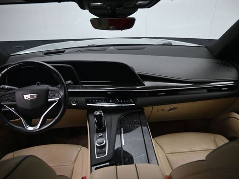 Used 2023 Cadillac Escalade ESV Premium Luxury image 25
