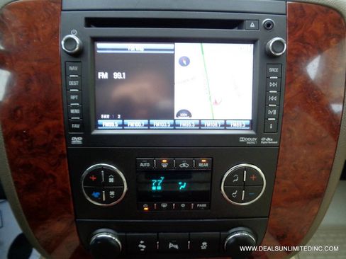 Used 2013 Chevrolet Tahoe LTZ image 15