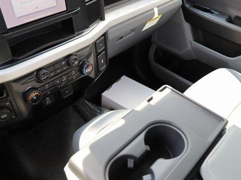 New 2025 Ford F350 XL w/ XL Chrome Package image 21