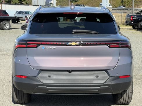 New 2026 Chevrolet Equinox EV LT image 4