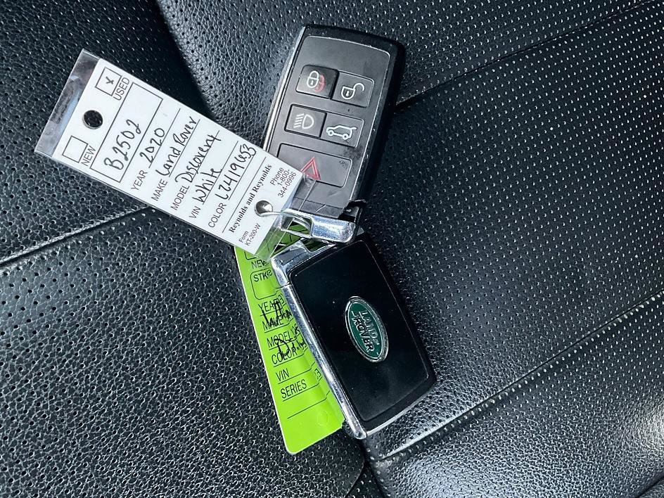 Used 2020 Land Rover Discovery Landmark AWD/4WD image 36