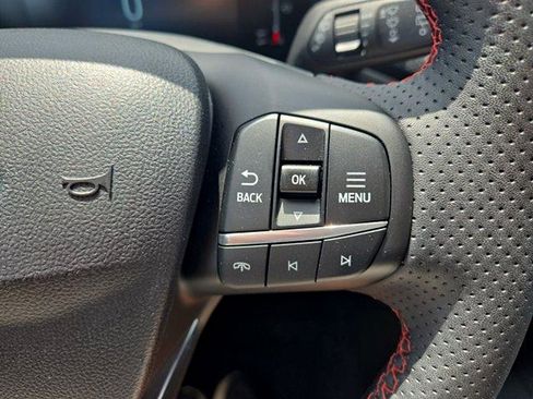 Certified 2024 Ford Escape ST-Line w/ Tech Pack #1 AWD/4WD image 15