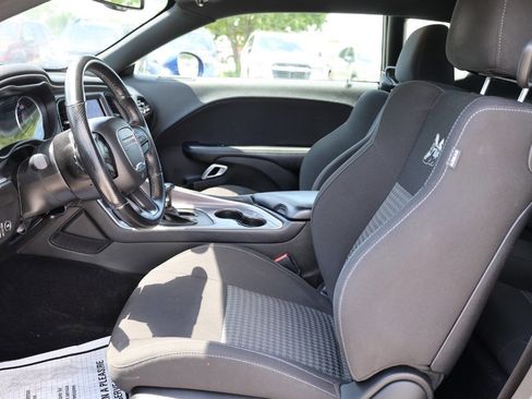 Used 2021 Dodge Challenger R/T Scat Pack RWD image 13