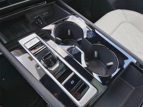 New 2025 Volkswagen Atlas Cross Sport SEL Premium R-Line image 27